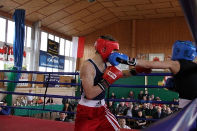 12 Mistrzostwa Polski Seniorek w Boksie Karolina Michalczuk vs Sandra Drabik