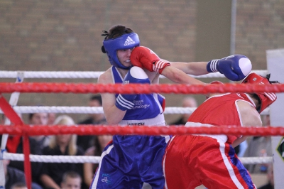 MOL w boksie - Puławy 2012 Karol Judin (KS Paco ) vs Bartosz Czernikarz