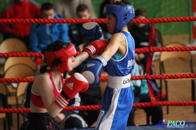 MOL Chełm 2013 :  Małgorzata Choma (Mechanik Włodawa) - Alina Szyszko (Boks Lublin)