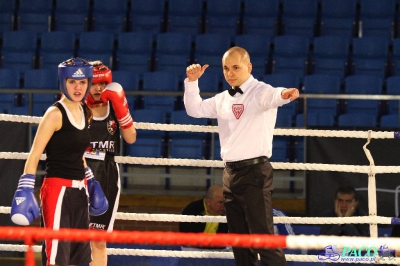 XIII MP Seniorek w Boksie Mikołajska Anna BSB Astoria Bydgoszcz vs Sibiga Klaudia Ring Sikorski ST.Wola I AB