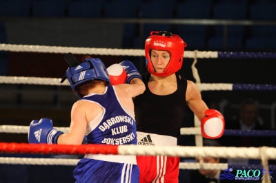 XIII MP Seniorek w Boksie Drabik Sandra Kick Boxing Kielce vs Cieslik Katarzyna DKB Dabrowa Górnicza 3:0