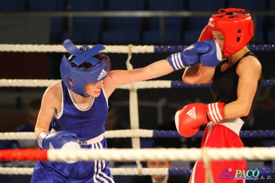 XIII MP Seniorek w Boksie Drabik Sandra Kick Boxing Kielce vs Cieslik Katarzyna DKB Dabrowa Górnicza 3:0