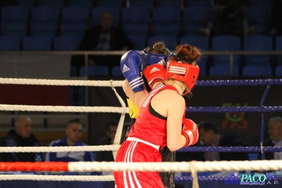 XIII MP Seniorek w Boksie Woroniecka Beata Hetman Białystok - Czech Kinga Stow.Polonia Świdnica 3:0