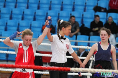 XIII MP Seniorek w Boksie ćwierćfinał kat. 48 kg: Agnieszka Słomska (Broń Radom) - Małgorzata Choma (Mechanik Włodawa)