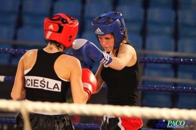  Półfinały 13. Mistrzostw Polski Kobiet w Boksie kategoria 51 kg: Żaneta Cieśla (UKS Kontra Elbląg) - Klaudia Sibiga (Ring Stalowa Wola) RSC 4