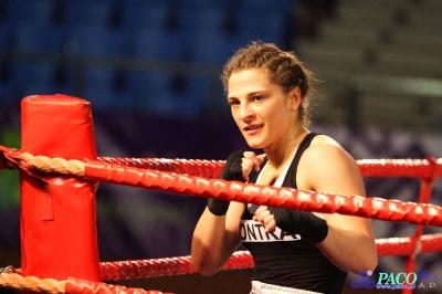 Półfinały 13. Mistrzostw Polski Kobiet w Boksie kategoria 57 kg: Sandra Kruk (UKS Kontra Elbląg) - Aleksandra Banak (Polonia Leszno) RSC 4