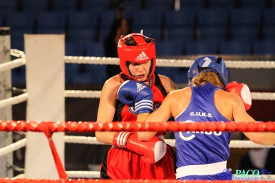 Półfinały 13. Mistrzostw Polski Kobiet w Boksie kategoria 57 kg: Jadwiga Stańczak (GUKS Carbo Gliwice) - Sylwia Pel (GUKS Carbo Gliwice) 3:0