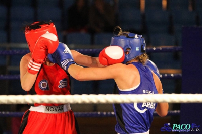 Półfinały 13. Mistrzostw Polski Kobiet w Boksie kategoria 57 kg: Jadwiga Stańczak (GUKS Carbo Gliwice) - Sylwia Pel (GUKS Carbo Gliwice) 3:0