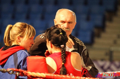 Półfinały 13. Mistrzostw Polski Kobiet w Boksie kategoria 57 kg: Jadwiga Stańczak (GUKS Carbo Gliwice) - Sylwia Pel (GUKS Carbo Gliwice) 3:0