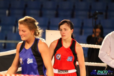 Półfinały 13. Mistrzostw Polski Kobiet w Boksie kategoria 57 kg: Jadwiga Stańczak (GUKS Carbo Gliwice) - Sylwia Pel (GUKS Carbo Gliwice) 3:0