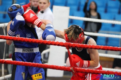 Finał 13. MP seniorek kat 54 kg: Karolina Michalczuk - Martyna Letkiewicz