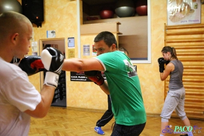 Środowe, wakacyjne zajęcia pięściarskie w KS Paco przy ulicy Kiepury 5 B