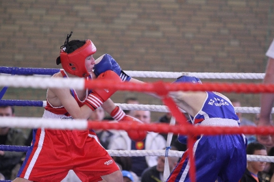 MOL w boksie - Puławy 2012 Karol Judin (KS Paco ) vs Bartosz Czernikarz