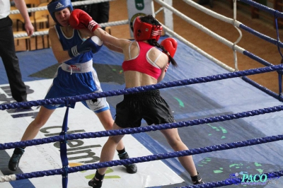 MOL Chełm 2013 :  Małgorzata Choma (Mechanik Włodawa) - Alina Szyszko (Boks Lublin)