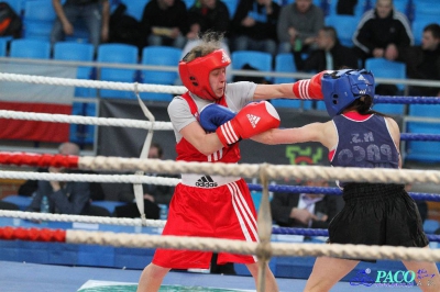 XIII MP Seniorek w Boksie ćwierćfinał kat. 48 kg: Agnieszka Słomska (Broń Radom) - Małgorzata Choma (Mechanik Włodawa)