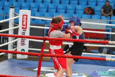 XIII MP Seniorek w Boksie ćwierćfinał kat. 48 kg: Agnieszka Słomska (Broń Radom) - Małgorzata Choma (Mechanik Włodawa)