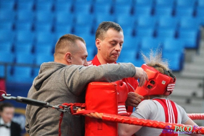 XIII MP Seniorek w Boksie ćwierćfinał kat. 48 kg: Agnieszka Słomska (Broń Radom) - Małgorzata Choma (Mechanik Włodawa)