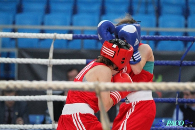 13. Mistrzostwa Polski Kobiet w Boksie - półfinał kat. 48 kg: Patrycja Bednarek (PKB Polkowice) - Agnieszka Słomska (Broń Radom)