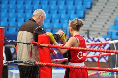 13. Mistrzostwa Polski Kobiet w Boksie - półfinał kat. 48 kg: Sandra Brodacka (Carbo Gliwice) - Magdalena Józak (Boksing Zielona Góra) 3:0