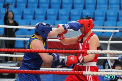 13. Mistrzostwa Polski Kobiet w Boksie - półfinał kat. 69 kg: Natalia Holińska (Skorpion Szczecin) - Ewa Gawenda (Carbo Gliwice) 3:0