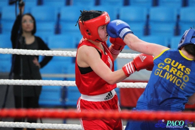 13. Mistrzostwa Polski Kobiet w Boksie - półfinał kat. 69 kg: Natalia Holińska (Skorpion Szczecin) - Ewa Gawenda (Carbo Gliwice) 3:0