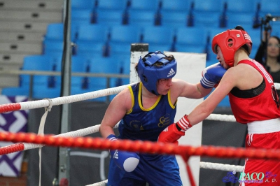 13. Mistrzostwa Polski Kobiet w Boksie - półfinał kat. 69 kg: Natalia Holińska (Skorpion Szczecin) - Ewa Gawenda (Carbo Gliwice) 3:0