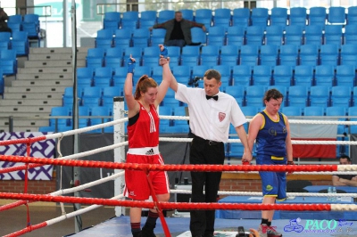 13. Mistrzostwa Polski Kobiet w Boksie - półfinał kat. 69 kg: Natalia Holińska (Skorpion Szczecin) - Ewa Gawenda (Carbo Gliwice) 3:0