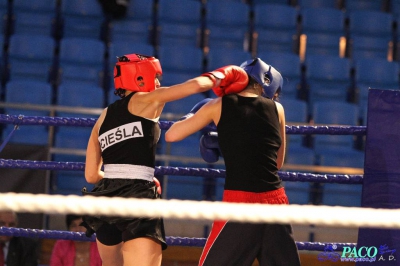  Półfinały 13. Mistrzostw Polski Kobiet w Boksie kategoria 51 kg: Żaneta Cieśla (UKS Kontra Elbląg) - Klaudia Sibiga (Ring Stalowa Wola) RSC 4