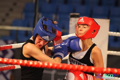  Półfinały 13. Mistrzostw Polski Kobiet w Boksie kategoria 51 kg: Żaneta Cieśla (UKS Kontra Elbląg) - Klaudia Sibiga (Ring Stalowa Wola) RSC 4