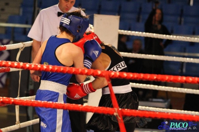 Półfinały 13. Mistrzostw Polski Kobiet w Boksie kategoria 57 kg: Sandra Kruk (UKS Kontra Elbląg) - Aleksandra Banak (Polonia Leszno) RSC 4