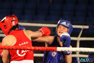 Półfinały 13. Mistrzostw Polski Kobiet w Boksie kategoria 57 kg: Jadwiga Stańczak (GUKS Carbo Gliwice) - Sylwia Pel (GUKS Carbo Gliwice) 3:0