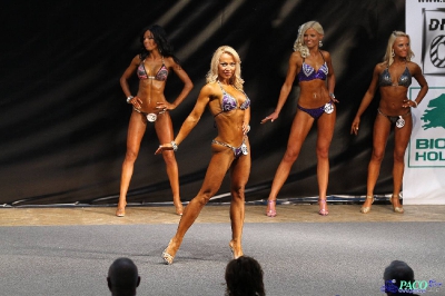 MP Bikini kobiet 163 cm Katowice 2012