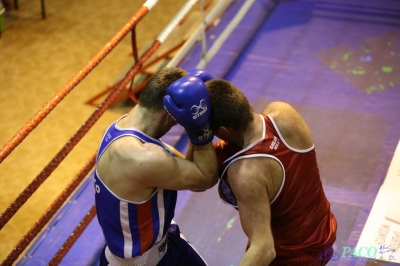 Towarzyski Mecz Bokserski - MKS II LO Chełm vs Klub Sportowy Paco: Bartosz Wdowiak vs Mikołaj Sadurski