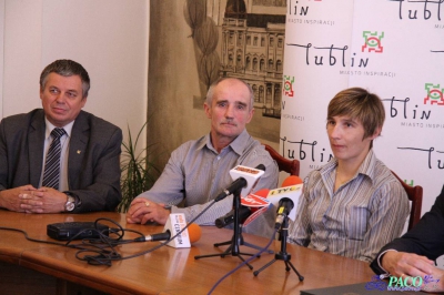 Karolina Michalczuk i trener Władysław Maciejewski gościli w ratuszu
