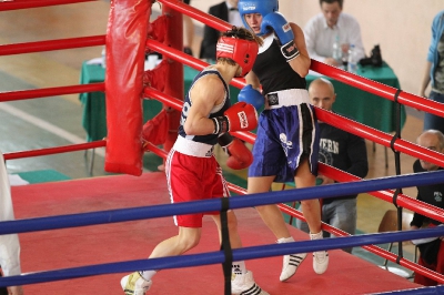 12 Mistrzostwa Polski Seniorek w Boksie Karolina Michalczuk vs Sandra Drabik