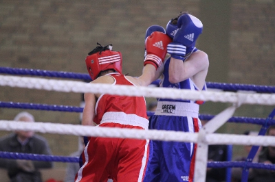 MOL w boksie - Puławy 2012 Karol Judin (KS Paco ) vs Bartosz Czernikarz