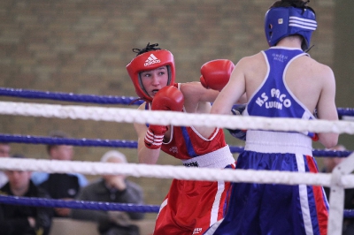 MOL w boksie - Puławy 2012 Karol Judin (KS Paco ) vs Bartosz Czernikarz