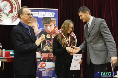 I Zawody w Armwrestlingu uczniów XIV LO: Open kobiet prawa ręka