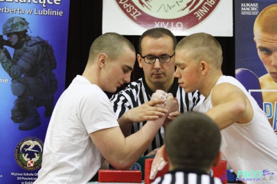 Armwrestling w XIV LO: Mężczyźni prawa ręka +70kg