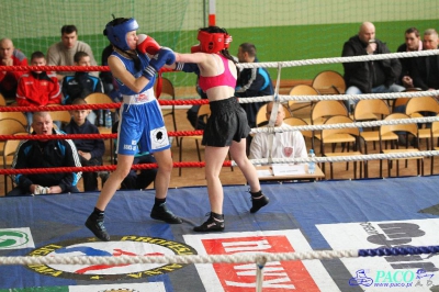 MOL Chełm 2013 :  Małgorzata Choma (Mechanik Włodawa) - Alina Szyszko (Boks Lublin)