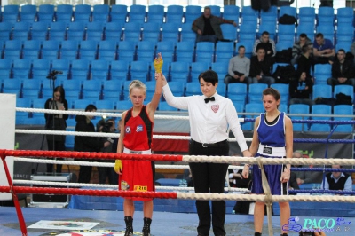13. Mistrzostwa Polski Kobiet w Boksie - półfinał kat. 48 kg: Sandra Brodacka (Carbo Gliwice) - Magdalena Józak (Boksing Zielona Góra) 3:0