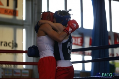 Karolina Michalczuk vs Karolina Graczyk :14. Mistrzostw Polski Seniorek w Boksie Grudziądz 2014_13