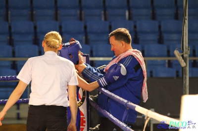 XIII MP Seniorek w Boksie Drabik Sandra Kick Boxing Kielce vs Cieslik Katarzyna DKB Dabrowa Górnicza 3:0