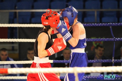 XIII MP Seniorek w Boksie Drabik Sandra Kick Boxing Kielce vs Cieslik Katarzyna DKB Dabrowa Górnicza 3:0