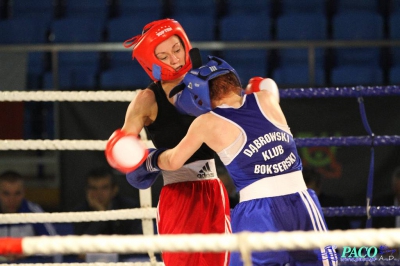 XIII MP Seniorek w Boksie Drabik Sandra Kick Boxing Kielce vs Cieslik Katarzyna DKB Dabrowa Górnicza 3:0