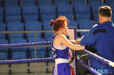 XIII MP Seniorek w Boksie Drabik Sandra Kick Boxing Kielce vs Cieslik Katarzyna DKB Dabrowa Górnicza 3:0