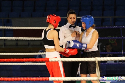 XIII MP Seniorek w Boksie Andrzejewska Anna Gwardia Łódź vs Bogoń Paulina PTB Tiger Tarnów 1:2