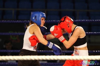 XIII MP Seniorek w Boksie Andrzejewska Anna Gwardia Łódź vs Bogoń Paulina PTB Tiger Tarnów 1:2