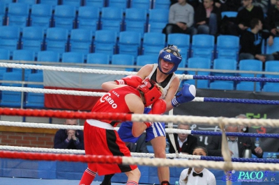 13. Mistrzostwa Polski Kobiet w Boksie - półfinał kat. 60 kg: Magdalena Wichrowska (Carbo Gliwice) - Dorota Kusiak (Start Gniezno) 3:0