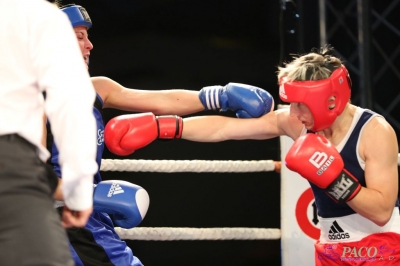 IV GALA SPORTÓW WALKI: Karolina MICHALCZUK (Paco Lublin) - Jadwiga STAŃCZAK (Carbo Gliwice) - Chełm 25.10.14r_31